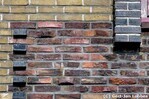 Detail gevel met gesinterde baksteen.
<br/>
Gert-Jan Lobbes, 2018
